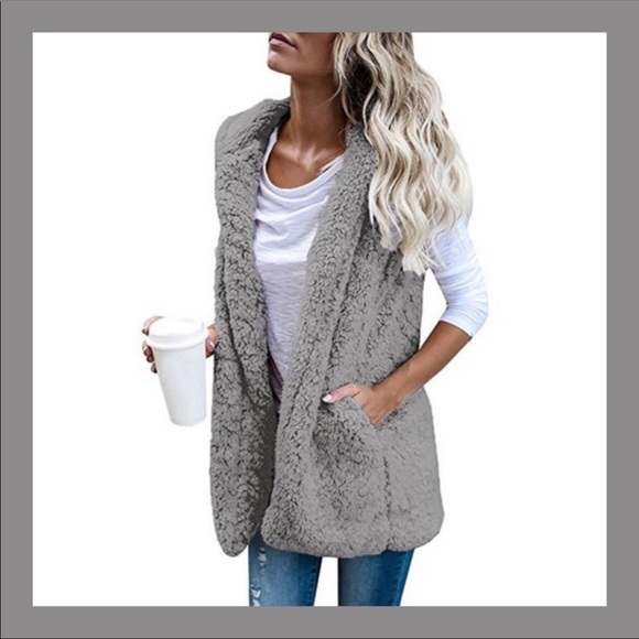 ❗️HP 8/28/18❗️Sherpa Hoodie Vest - Picture 8 of 8